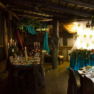 Бар рублев начал принимать заказы на торжества на уютной террасе.